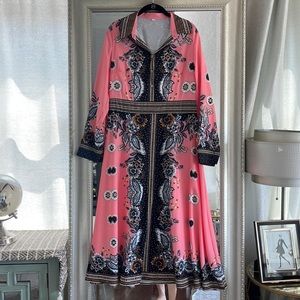 BRAND NEW BEAUTIFUL PAISLEY PRINT PINK DRESS